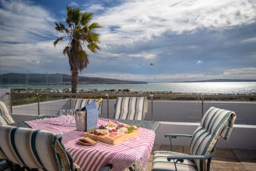 Langebaan Villa | Sensiri Orca Beach Villa