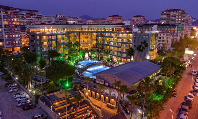 Seki Hotel | Senza Grand Santana Hotel