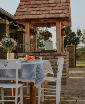 Vojvodina House | Seosko turističko domaćinstvo Biser