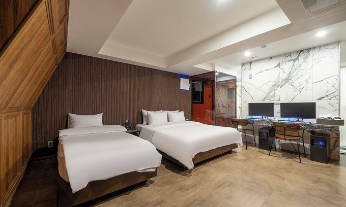 Bongcheon-dong Hotel | Seoul National Univ Stn 54beonga