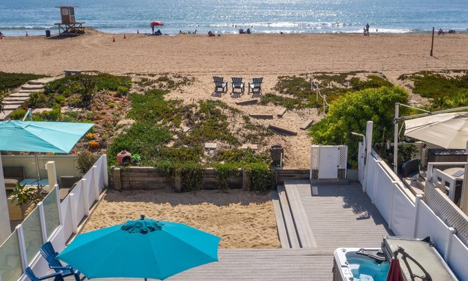 Sunset Beach House | September 10% Off - Beachfront House - New Remodel - Views, Spa + Deck