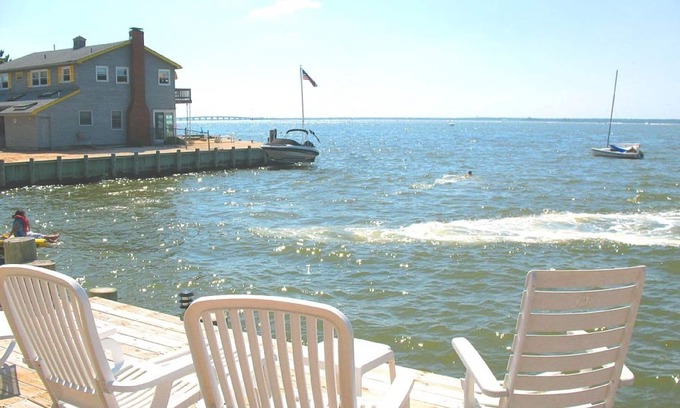 Surf City House | September 13 REDUCED 50% to 1250. BAYFRONT. HOT TUB. Amazing Views, Surf City