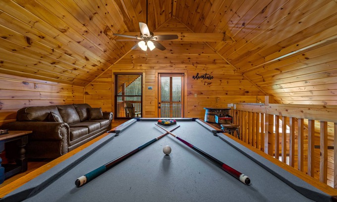 Sevierville Cabin | September Specials! Quiet & Cozy King Beds Games Hot Tub Easy Access!