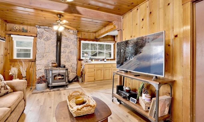 Big Bear City Cabin | Sequoia Mountain Retreat #2361