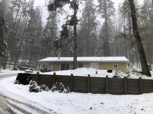 Posey House | Sequoia National Forest CabinM