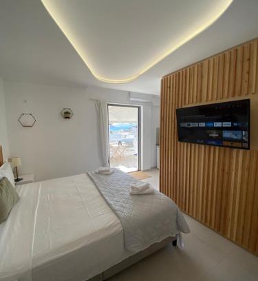 Varkiza Apartment | Serafina suite byArtistUnknown