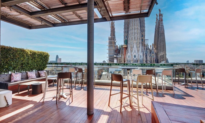 La Sagrada Familia Hotel | Sercotel Rosellon