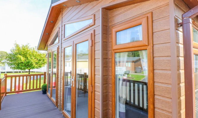 Amroth Cottage | Serendipity - Heritage Park