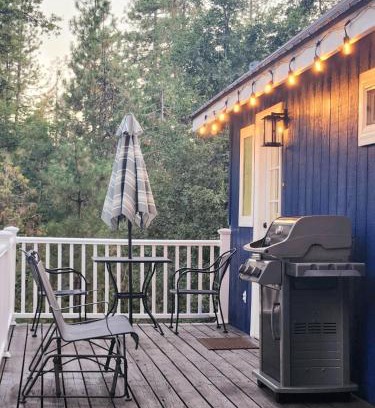 Oakhurst House | -Serendipity Lodge at Yosemite- BBQ-Full Kitchen-King Bed
