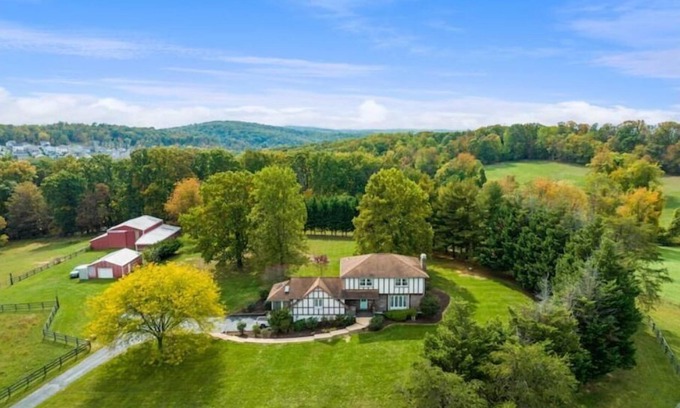 Linganore-Bartonsville House | Serene 51-Acre Estate with Beautiful Farmhouse-Your Nature Retreat Awaits!