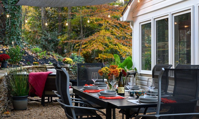 Winston - Salem House | Serene 5Bd/4Ba - sleeps 12+ - 5 min to Wake Forest Univ