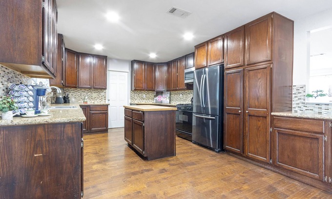 Santa Susana House | Serene and cozy 3bedroom/2bath home