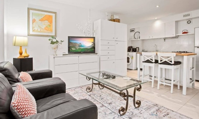 Seaforth House | Serene Apartment surrounded by Nature