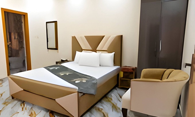 G-9 Sector Hotel | Serene Elegance Hotel