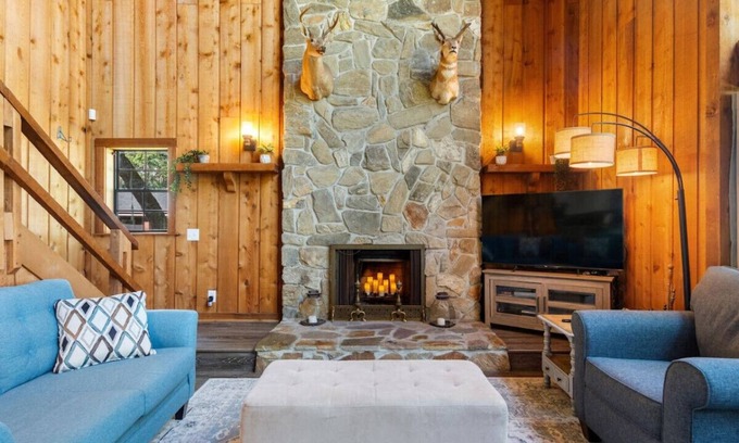 Winter Haven Apartment | Serene Lakeside Cottage Retreat
