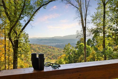 Sevierville Ski Chalet | Serene Mountain Retreat by Ghosal Luxury Lodging