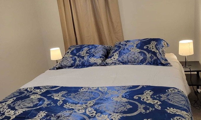 Southwest Edmonton Apartment | Serene Private Basement in Allandale, Edmonton - Close to UofA