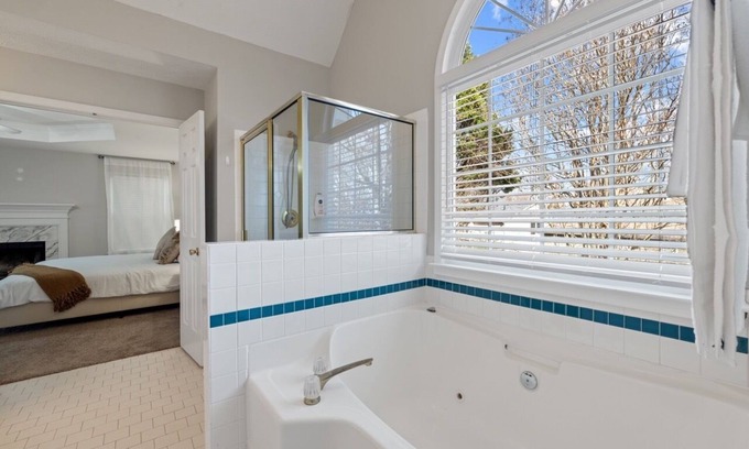 Alpharetta House | Serene Retreat on Cannonero Dr #41937