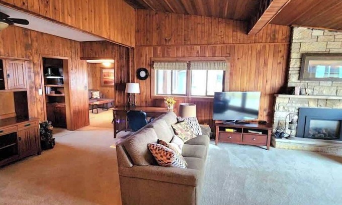 Wabasha House | Serene Riverfront Cabin in Wabasha