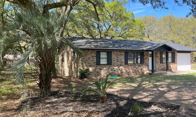 Milton House | Serene-Shady Oaks
