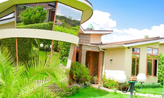 Hospital Apartment | Serene stay , Ideal for a family , dignitaries and camp teams with own compound