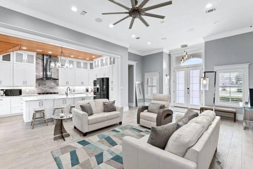 Avalon Beach Estates House | Serenity By The Sea 3 Br 3.5 Ba