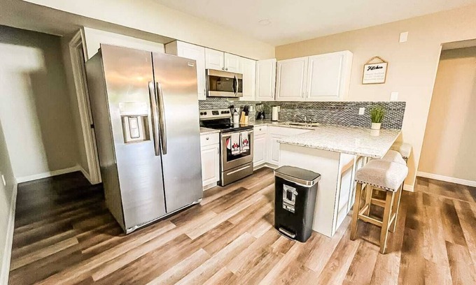 Nichols House | Serenity & Comfort near Lakeland Airport.Golf Club