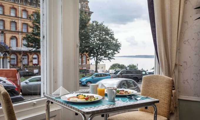 Scarborough City Centre Hotel | Serenity Guest House