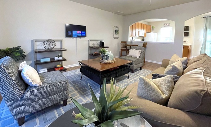 Breckenridge House | Serenity Home - in the heart of Morrisville, NC