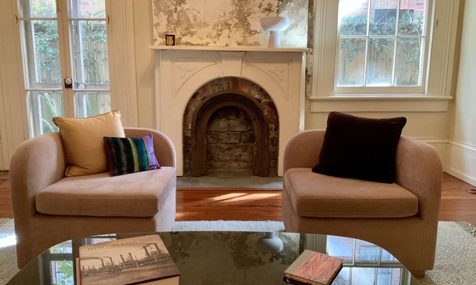 Milan Apartment | Serenity just off of St Charles Ave. Available by the Month