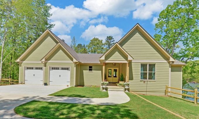 Reed Creek House | Serenity Point, Lake Hartwell, GA
