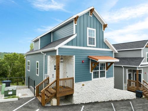 Indian Point Ski Chalet | Serenity Point Lodge
