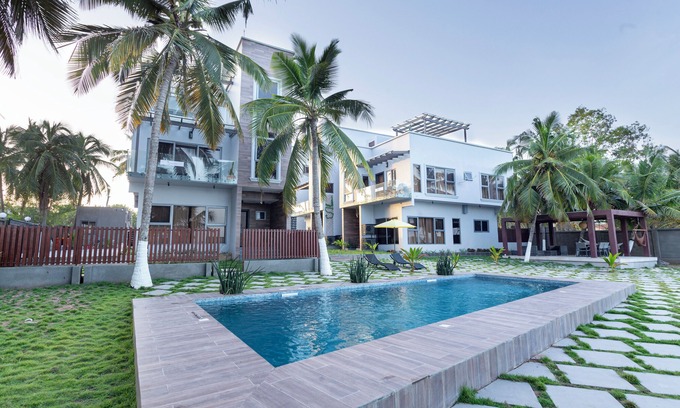 Accra Hotel | Serenity Residences & Spa - Kokrobite Beach