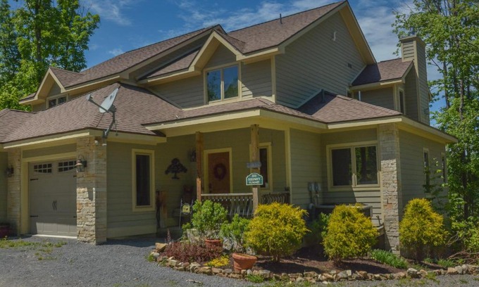 Thayerville House | Serenity Summit