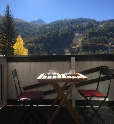 Saint-Chaffrey Apartment | Serre-Chevalier-Chantemerle. Studio Plein Sud 4per
