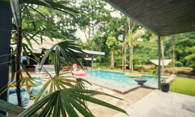 Jaco Villa | Seven Ranch Luxury Jungle Villa, perfect for large groups, 5 mins downtown Jaco