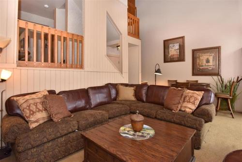 Seven Springs Apartment | Seven Springs 3 Bedroom Standard Townhouse, Sleeps 11! condo
