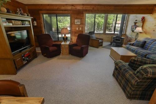Seven Springs Apartment | Seven Springs Swiss Mountain 3 Bedroom Standard Condo, Close to Golf Course condo