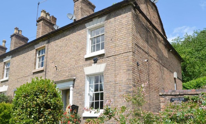 Coalbrookdale House | Severn View Cottage
