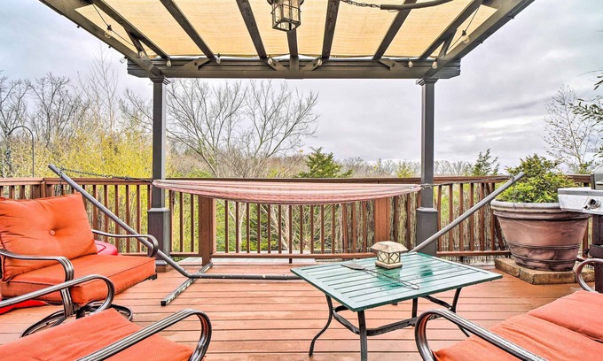 Sevierville House | Sevierville Home: Lookout Deck, 10 Mi to Dollywood