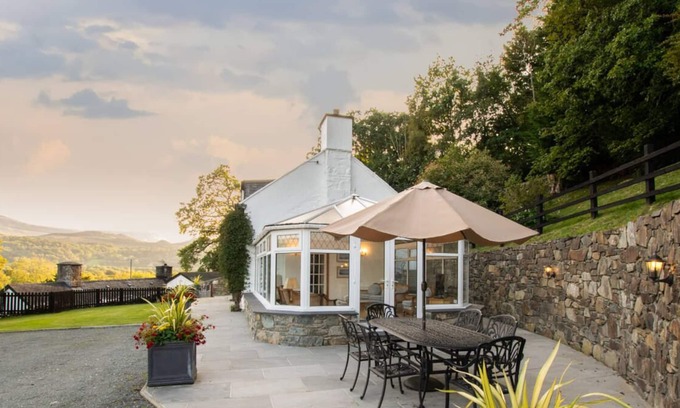Llanelltyd House | Sgubor Elltyd in the beautiful Dolgellau