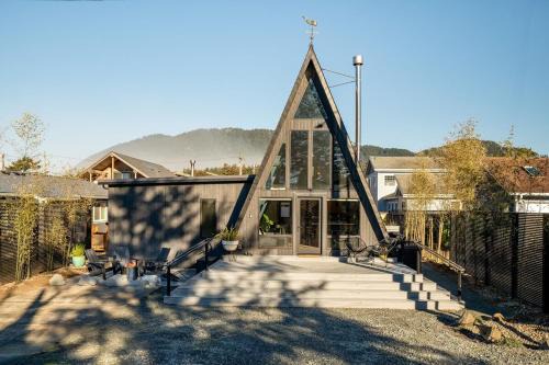 Manzanita Ski Chalet | Shadow Peak A-frame by Oregon Coast Modern