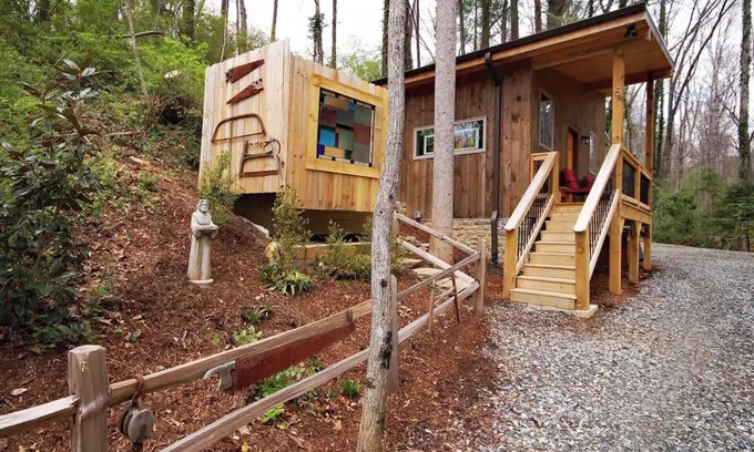 Weaverville Cottage | Shady Grove Cottage -Natural Setting In Town