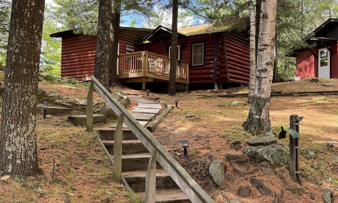 Rhinelander Cabin | Shady Rest Cabin #4, Sunset Views, Sandy Beach, Fishing, Trails, Firepit