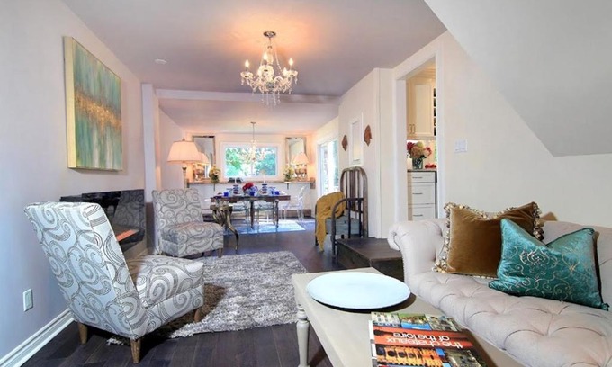 Historic Old Town House | Shakespeare Cottage Licence zero ten 2020