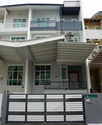 Tanjung Bungah Villa | Shamrock Boutique Villa - Stay for 12 person