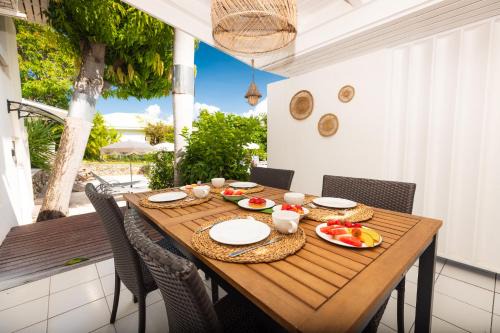 Orient Bay Apartment | Shamrock Vanille Orient Bay