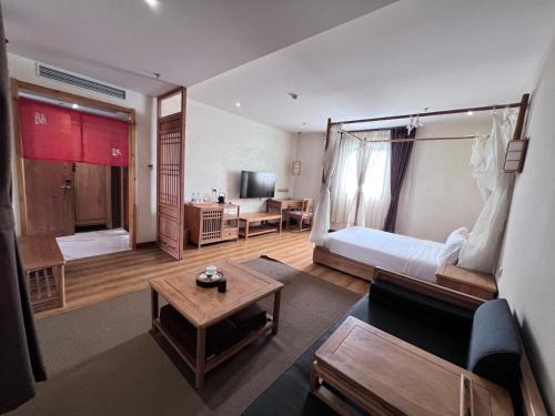 Pudong Hotel | Shanghai Zen Spring Hot Spring Resort Hotel