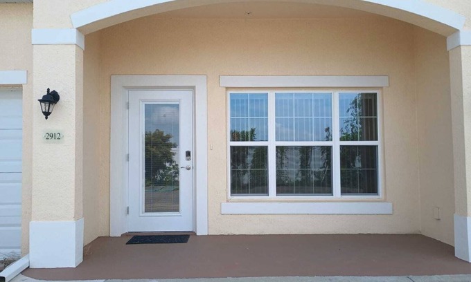 Tavares Condo | Shantiniketan J12/2912./50 minutes to the Disney 2 mile to down town Tavares.