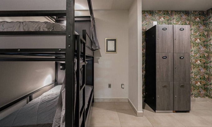 Benito Juarez Cabin | Shared Room Men/Low bed